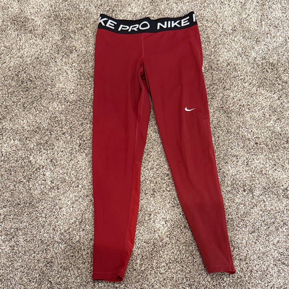 Nike Pro Burgundy/Red Leggings